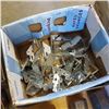 Image 3 : JOIST HANGERS, METAL WIRE AND ASSORTED TOOLS
