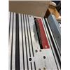 Image 5 : DELTA 10 INCH ELECTRIC TABLE SAW