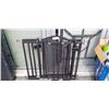 Image 1 : 2 BABY GATES