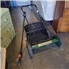 Image 1 : PUSH LAWNMOWER