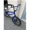 Image 3 : BLUE NO NAME BIKE