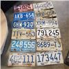Image 1 : LOT OF 12 VINTAGE LICENSE PLATES