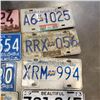 Image 2 : LOT OF 12 VINTAGE LICENSE PLATES