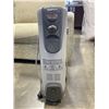 Image 1 : OIL HEATER