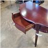 Image 2 : BOMBAY HALL TABLE
