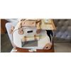 Image 2 : 2 DESIGNER DOG CARRIER BAGS