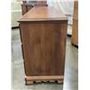 Image 8 : 9 DRAWER MAPLE DRESSER AND NIGHT STAND