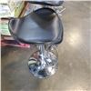 Image 2 : FOUR HEIGHT ADJUSTABLE BAR STOOLS