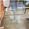 Image 1 : MODERN GLASS TWO TIER SIDE TABLE