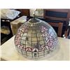 Image 2 : LEADED GLASS HANGING LAMP
