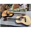 Image 1 : 2 KIDS ACCOUSTIC GUITARS