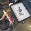 Image 1 : NATIVE MASK PRINT AND SMALL TOTEM POLE