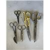 Image 2 : LOT OF VINTAGE SCISSORS