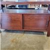 Image 2 : 5FT MEDIA CABINET