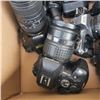 Image 6 : ASSORTED VINTAGE 35MM CAMERAS