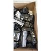 Image 2 : ASSORTED VINTAGE 35MM CAMERAS
