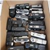 Image 2 : ASSORTED VINTAGE 35MM CAMERAS