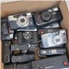 Image 8 : ASSORTED VINTAGE 35MM CAMERAS