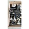 Image 2 : ASSORTED VINTAGE 35MM CAMERAS