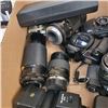 Image 7 : ASSORTED VINTAGE 35MM CAMERAS AND LENSES