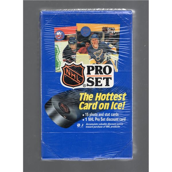 Pro Set 1990 NHl Hockey Factory Sealed Retail Box. 36 Packs per box & 15 cards per pack.