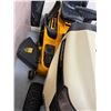 Image 5 : Ride on lawn mower