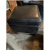 Image 1 : Storage ottoman