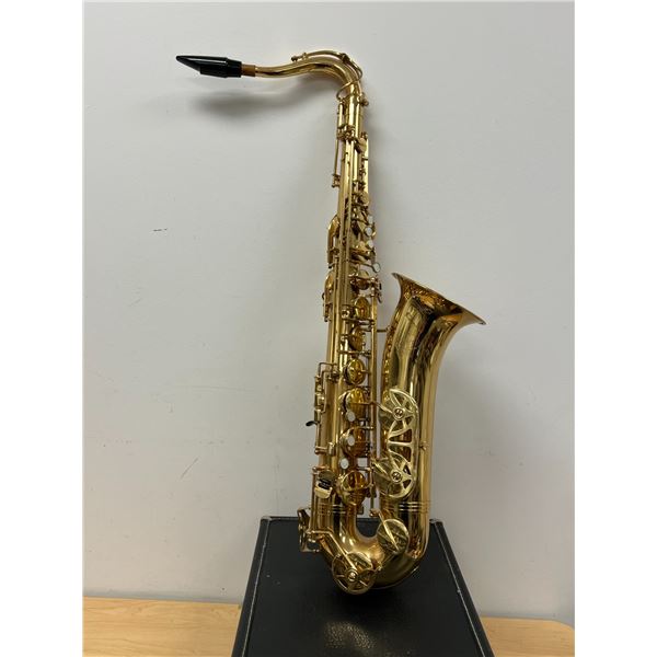 Evette Buffet Crampon Saxophone with Hard Case and accessories as pictured
