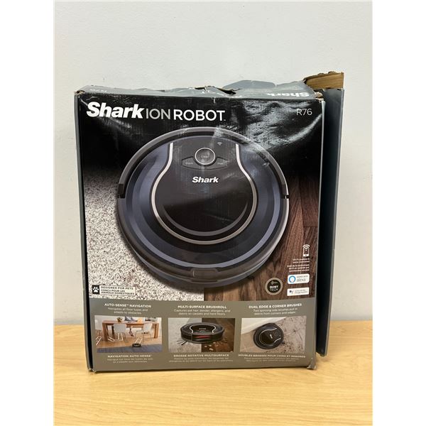 Shark Ion Robot Wifi Enabled Vacuum cleaner - open box, looks new - see photos