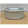 Image 2 : Vintage Cetem Ware (England) Jelly / Baking Mold - approx: 7.25 x 5.75"