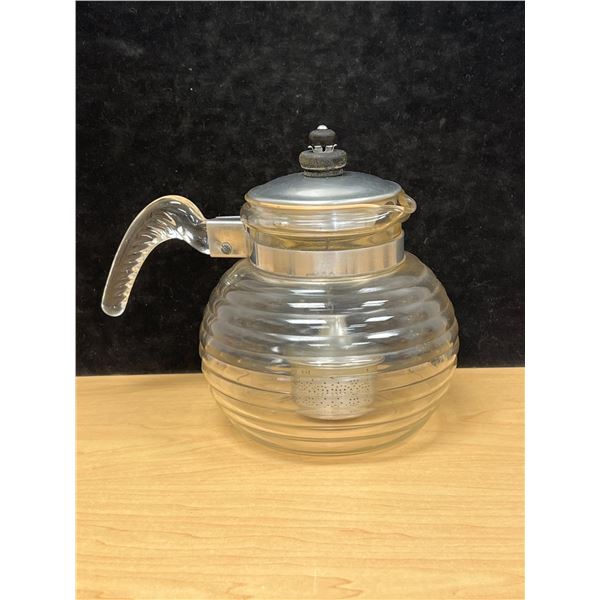 Vintage McKee Glasbake Beehive Shaped Glass Teapot w/infuser - about 6 cup capacity