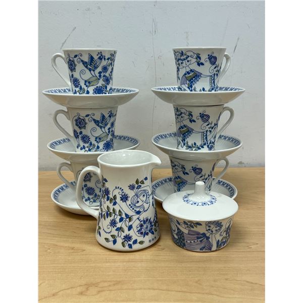 6 Mid Century Lotte Figgjo Turi-Design (Norway) Cups/Saucers & Creamer / Sugar set