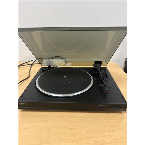 AS IS Sony Automatic Stereo Turntable Record Player PS-LX150H - powers up but won't spin