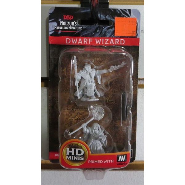 Dungeons & Dragons Nolzur's Marvelous Unpainted Miniatures: Dwarf Wizard (Male)