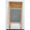 Image 1 : VINTAGE THE ZING KING LINGERIE WASH BOARD