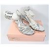 Image 1 : DISPLAY MODEL TOUCH UPS SILVER METALLIC SIZE 8M