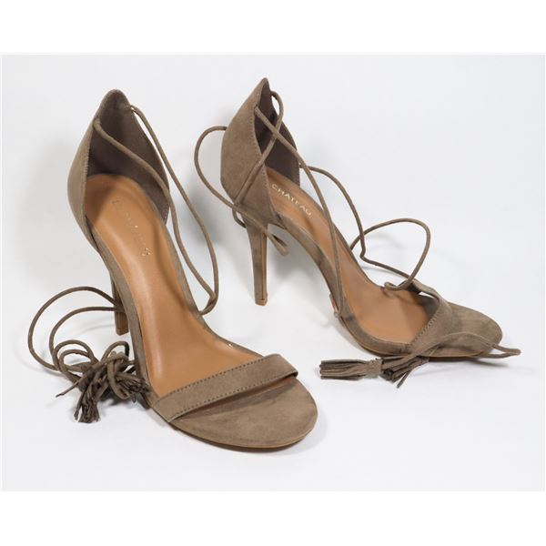 LE CHATEAU BROWN SUEDE LACE UP HEELS SIZE 8 NEVER