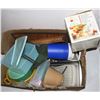 Image 1 : ESTATE BOX OF KITCHEN ITEMS, CONTAINERS,