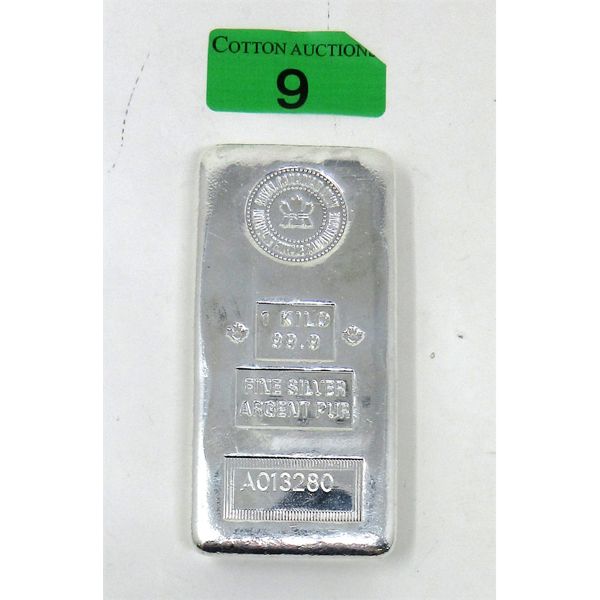 1 Kilo .999 Silver Royal Canadian Mint Bar  