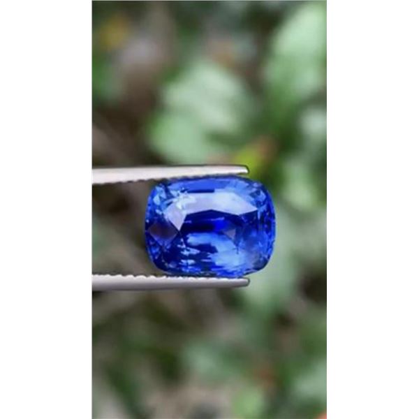 Natural Untreated Cornflower Blue Sapphire 4.18 Ct -GRS