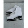 Image 1 : Figure skates size 8
