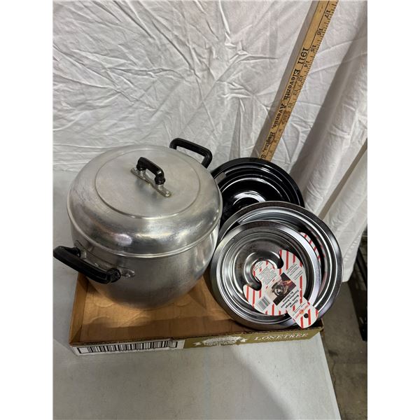 Stove items and pot