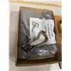 Image 1 : Pet blanket etc