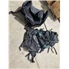 Image 1 : Assorted bags