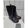 Image 1 : NWT KIDS SIZE 12 boots