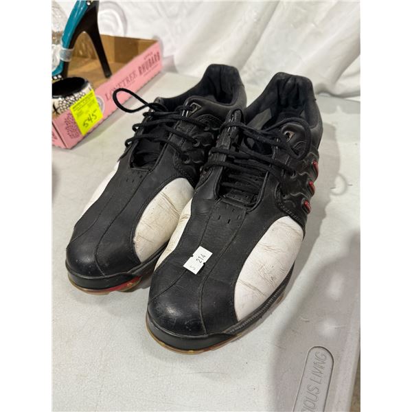 Golf shoes size 9