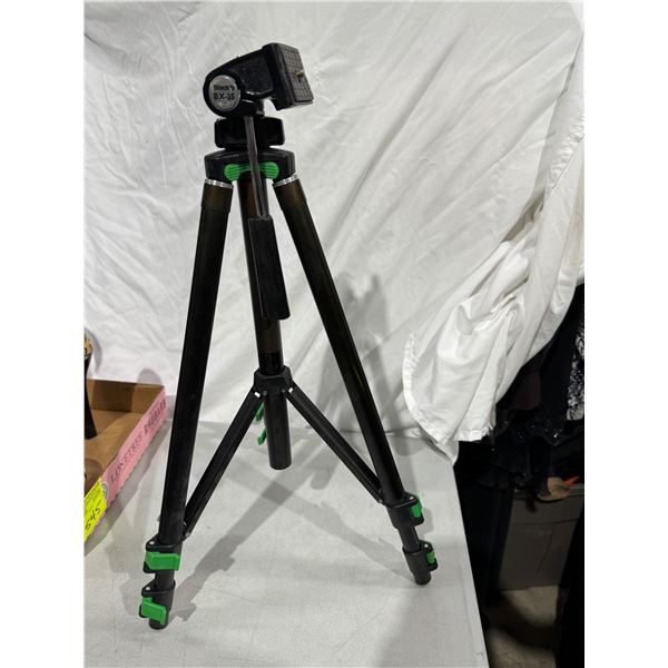 Blacks tripod