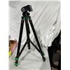 Image 1 : Blacks tripod