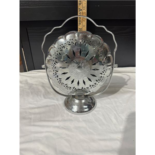 Stainless steel folding cake stand