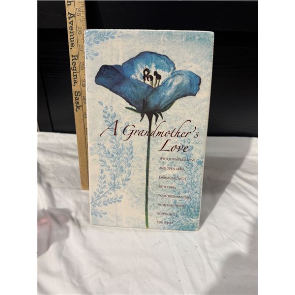 A grandmother's love decor